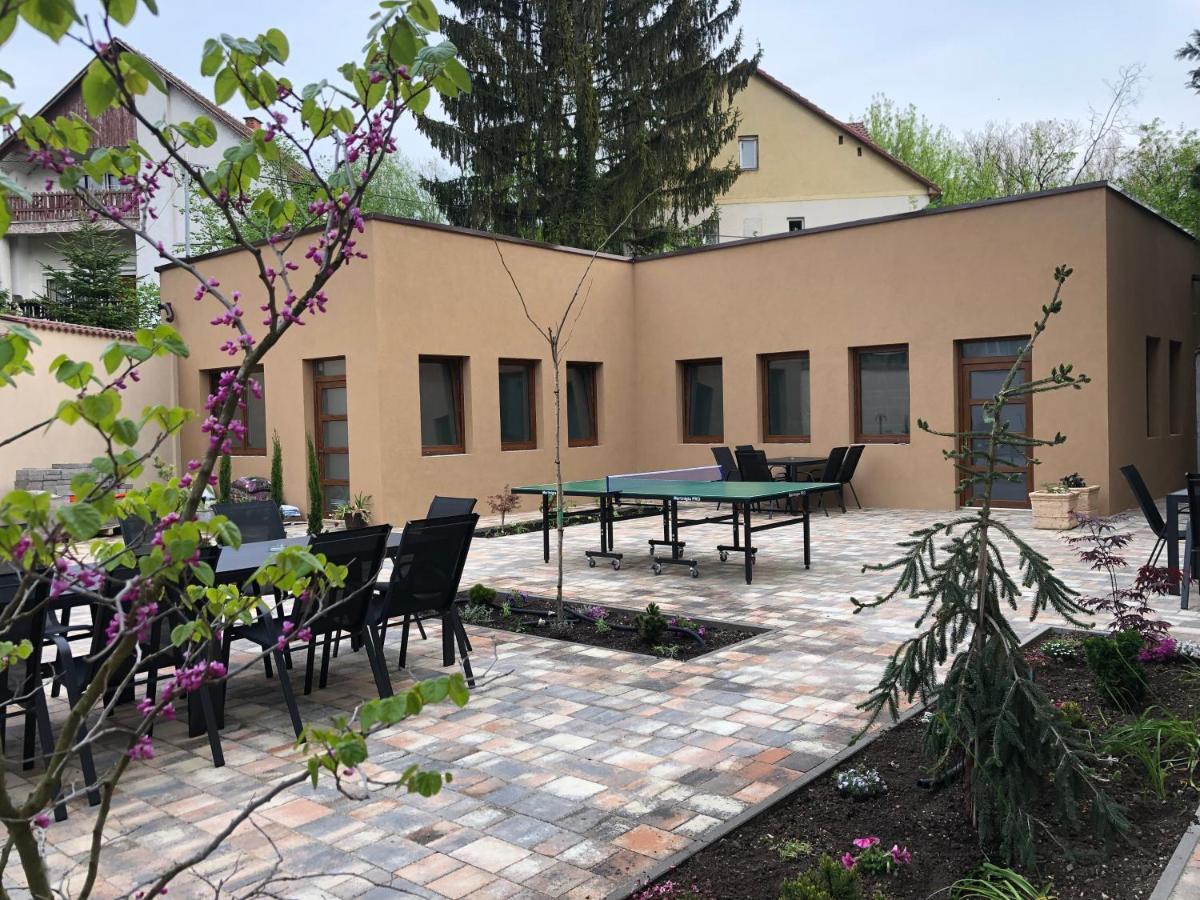 Second Home Apartments Miskolctapolca מראה חיצוני תמונה